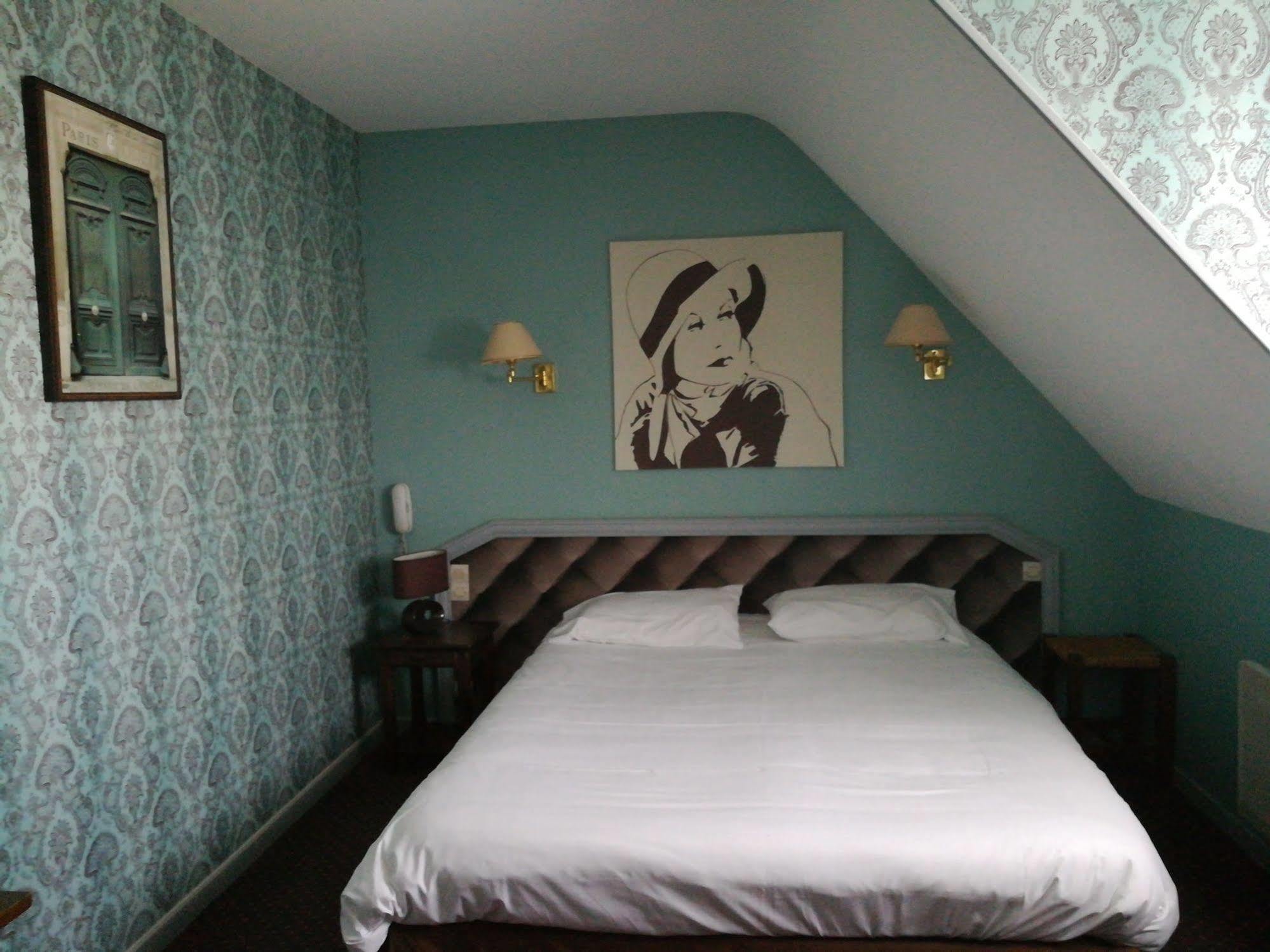 Contact Hotel Du Relais トゥアール エクステリア 写真