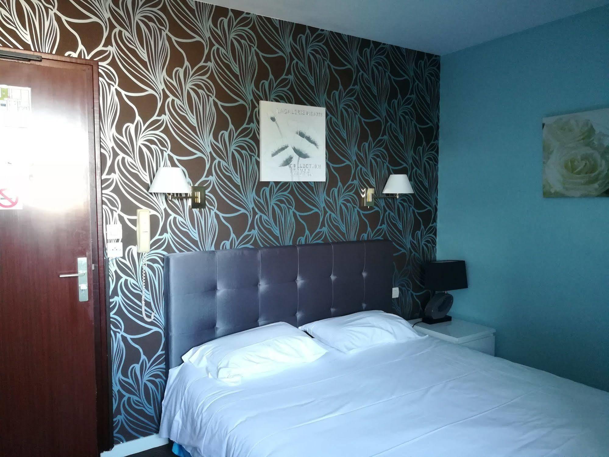 Contact Hotel Du Relais トゥアール エクステリア 写真