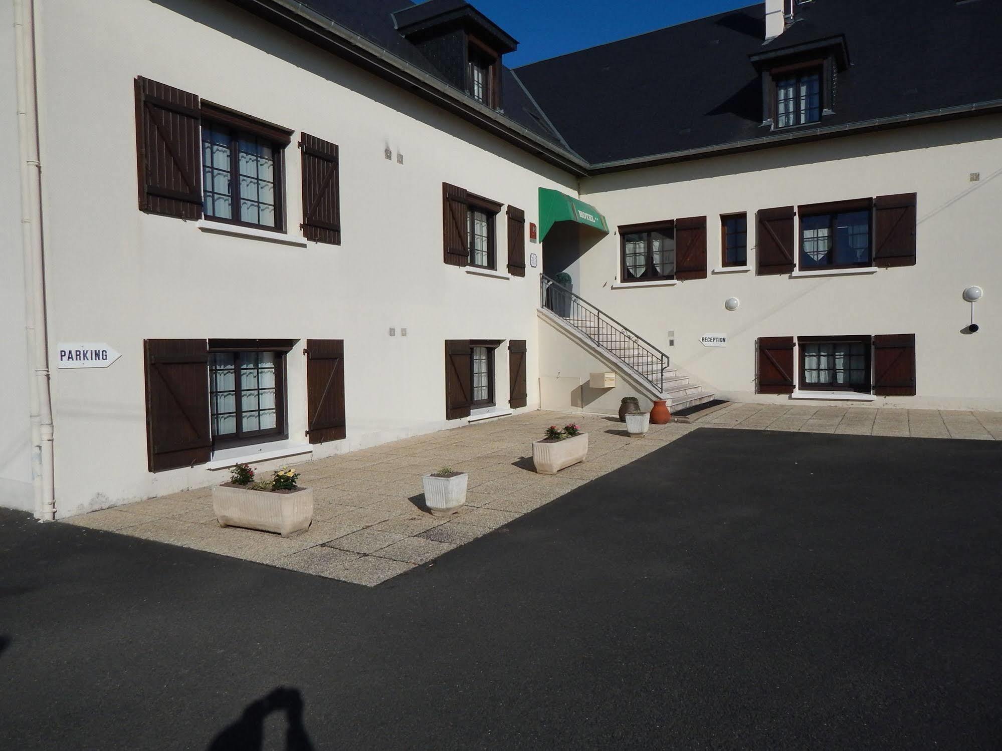 Contact Hotel Du Relais トゥアール エクステリア 写真